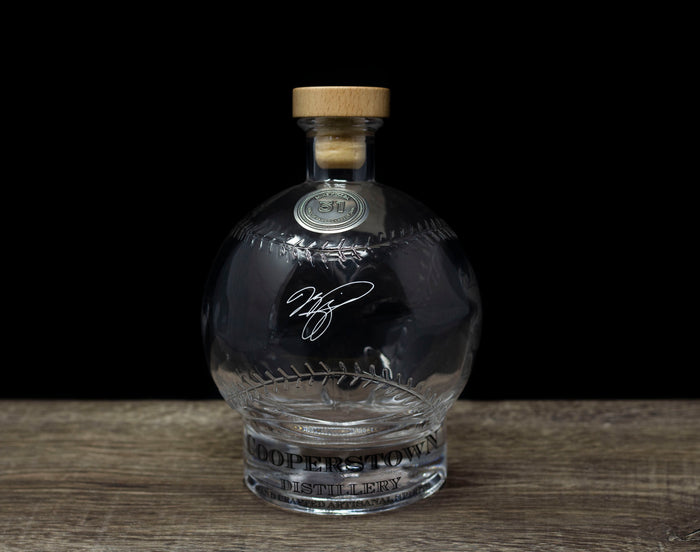 Mike Piazza Hall of Fame Signature Series Official Signature Baseball Bottle